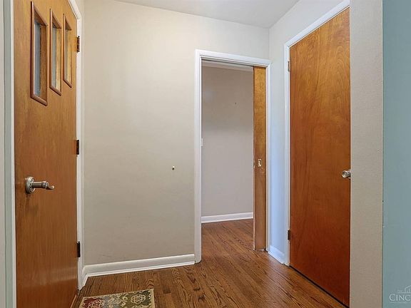 4th image of 1087 Doolittle Ln