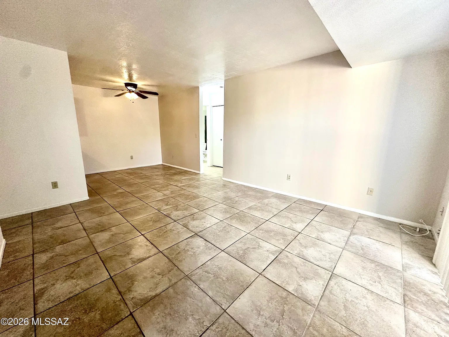 2 bed, 2.0 bath, 849 sqft, $995 — Photo 3
