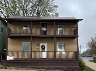 518 Main St, Highland, WI 53543