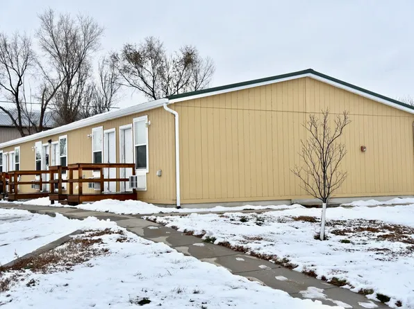 1720 E Park St, Pierre, SD 57501