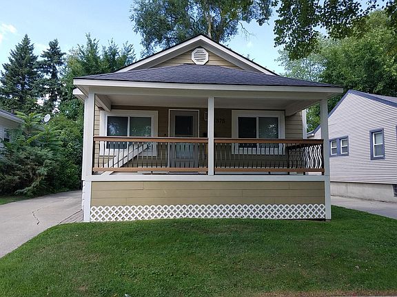 4th image of 1375 Bennaville Ave