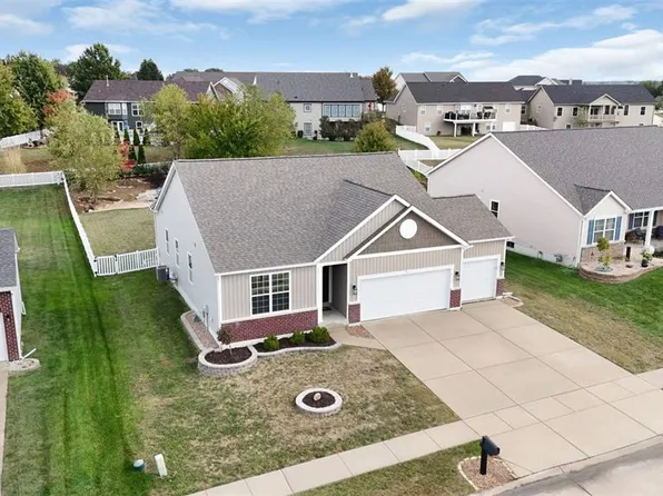 808 Railway Cir, Wentzville, MO 63385