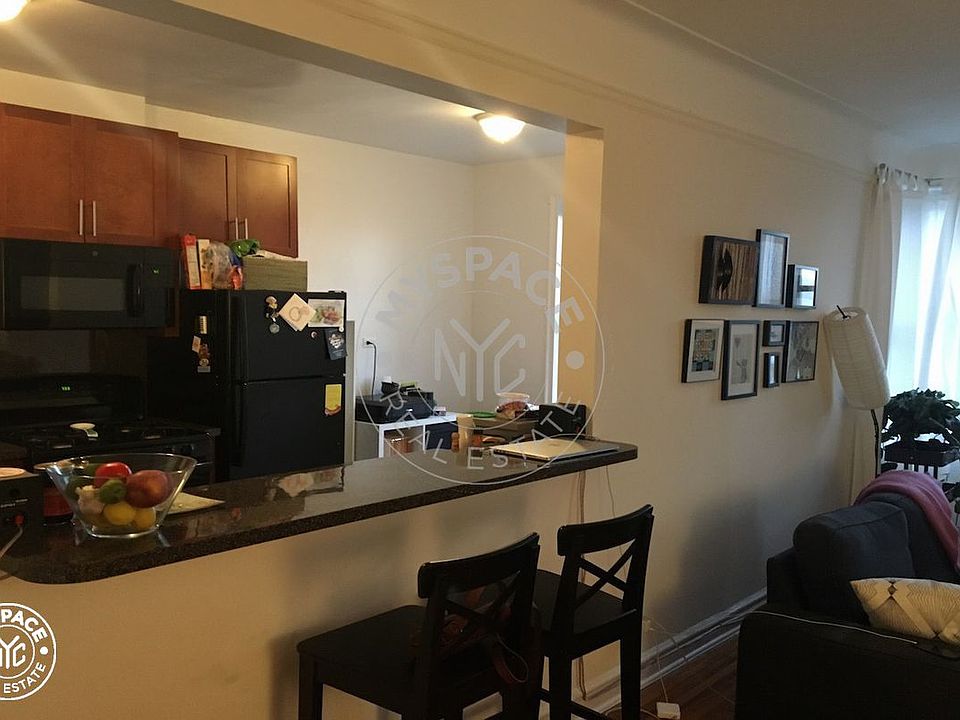 1st image of 745 Lincoln Pl APT 6F