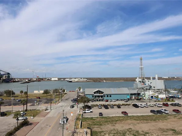 1927 Harborside Dr, Galveston, TX