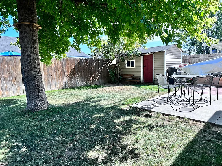 406 Pietra Way — Photo 24