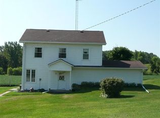 10382 W Wire Rd, Winslow, IL 61089