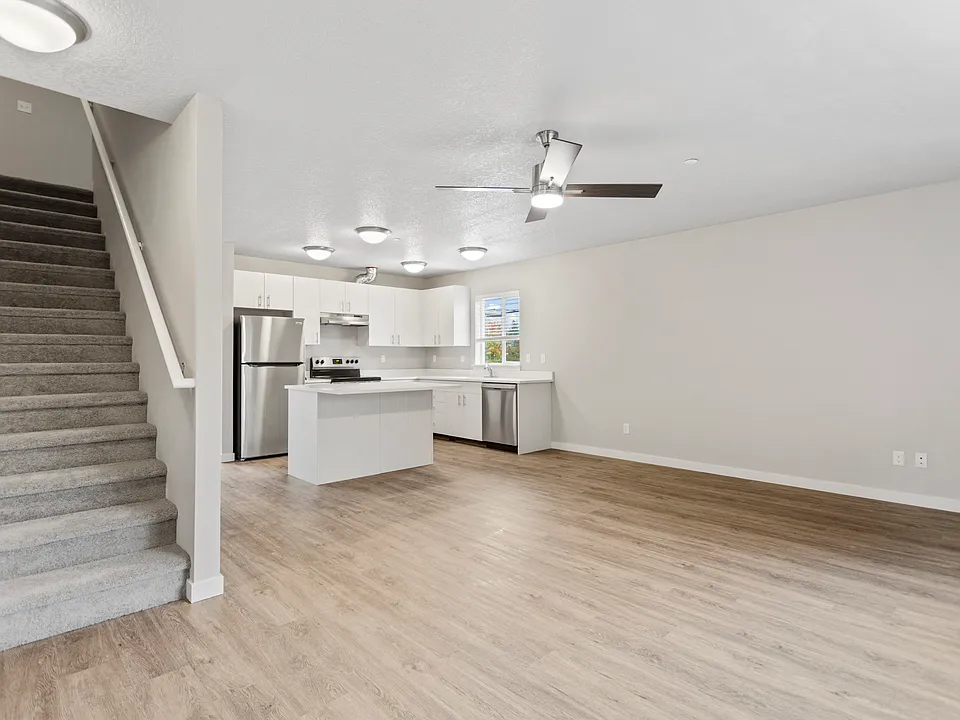 2838 & 2840 19th Ave