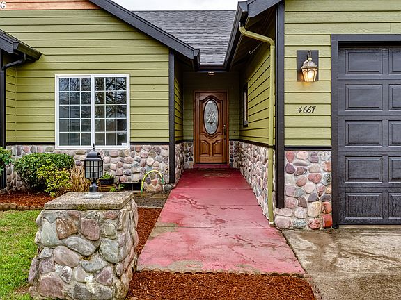 2nd image of 4667 Hailey Ct