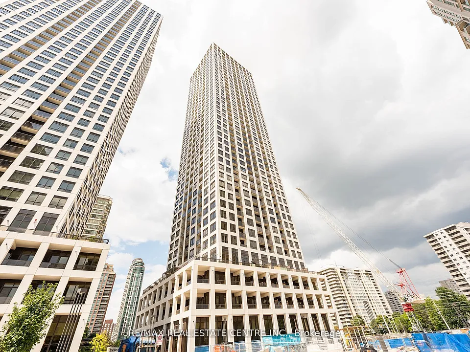 30 Elm Dr W #1001