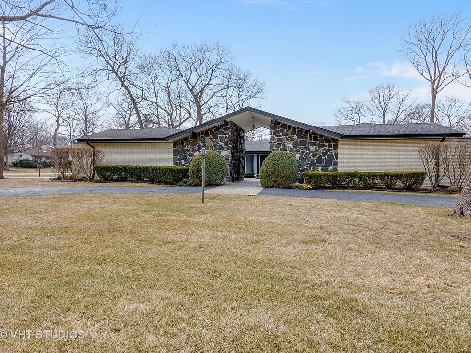 1st image of 336 Tall Trees Ln