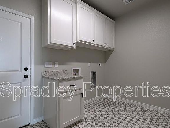 5th image of 6120 Modena Dr