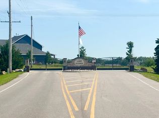 91 Bayshore Dr, Columbus, NE 68601