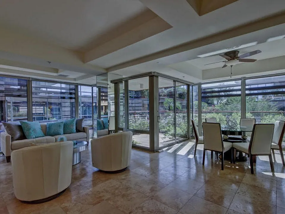 7131 E Rancho Vista Dr #5001