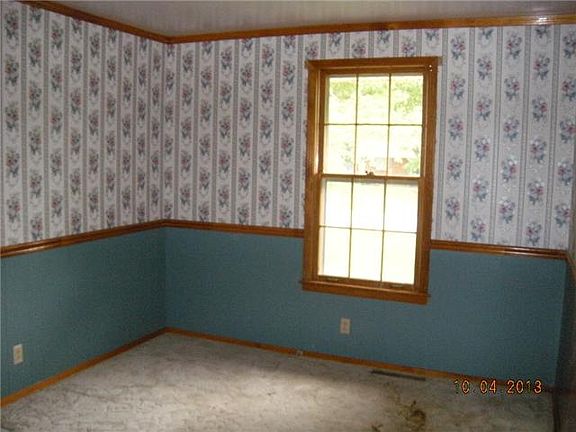 3rd image of 2726 Lark Dr