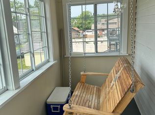 706 25th St #2, Watervliet, NY 12189