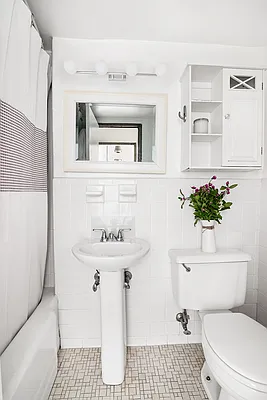 Sold by Corcoran | media 3