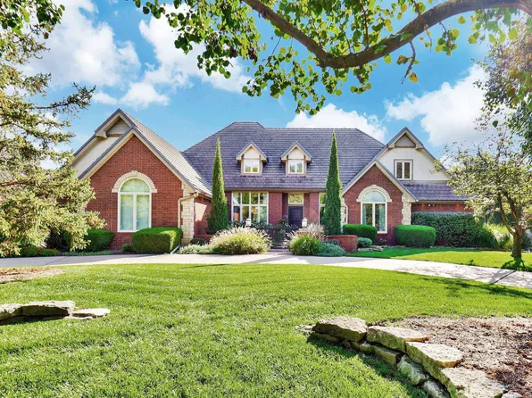 8826 E Shannon Way Ct, Wichita, KS 67206