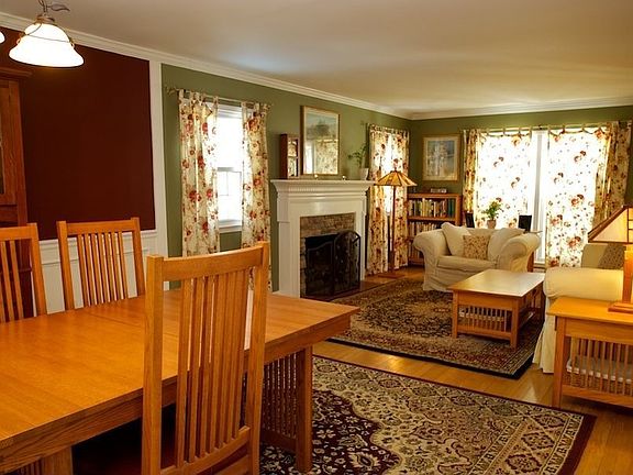Bright Living Dining Room Combo