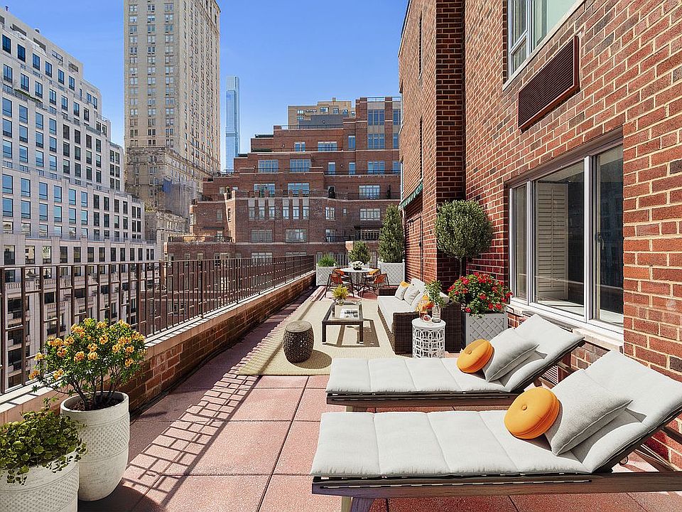 1st image of 30 E 62nd St APT 14C