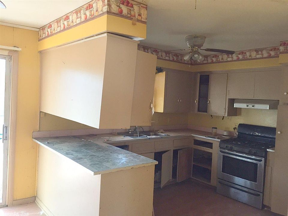2nd image of 7901 Mabelvale Pike