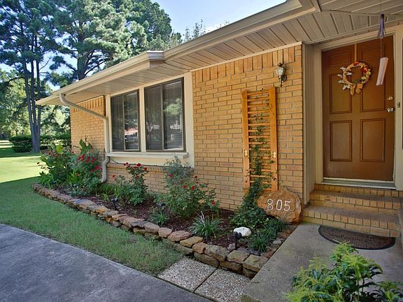 3rd image of 805 E Norristown Cir