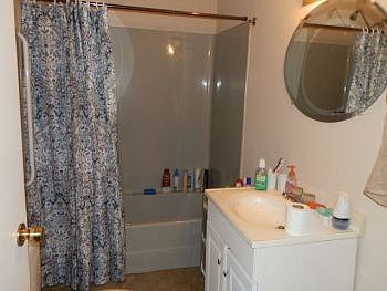 5th image of 78 Tucker Ave
