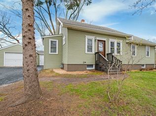 1746 McMenemy St, Saint Paul, MN 55117