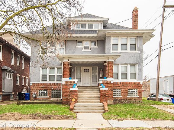 2nd image of 30 Lawrence St