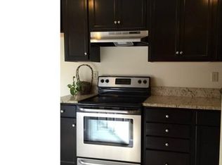 225 Village Ln, Greensboro, NC 27409