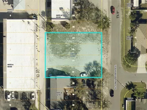 2718 SE Santa Barbara Pl, Cape Coral, FL 33904