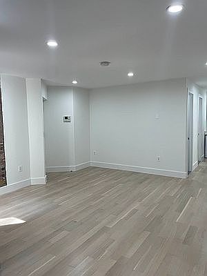 2nd image of 171 Thompson St #6-7