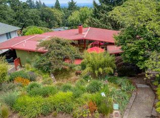 3160 Holiday Dr S, Salem, OR