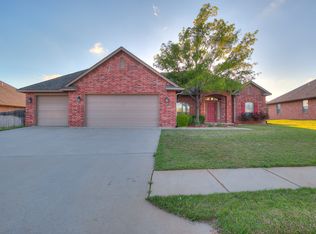 21311 Backhorn Rd, Edmond, OK 73012