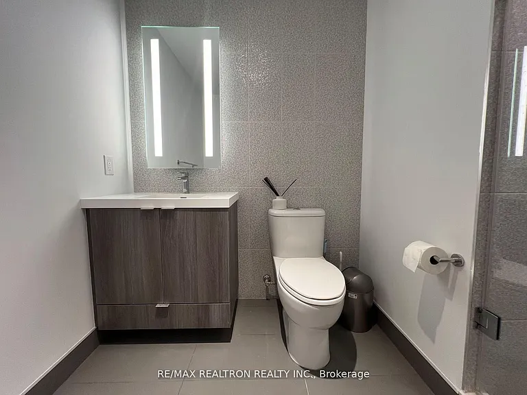 575 Bloor St E #2608 — Photo 46