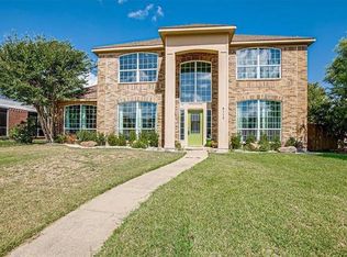 8113 Luna Dr, Rowlett, TX 75088
