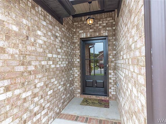 5th image of 4425 Acadian Way