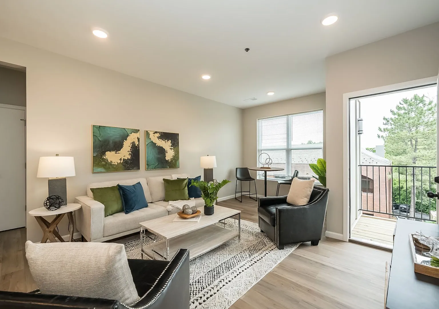 The Nest On Olive — Photo 2