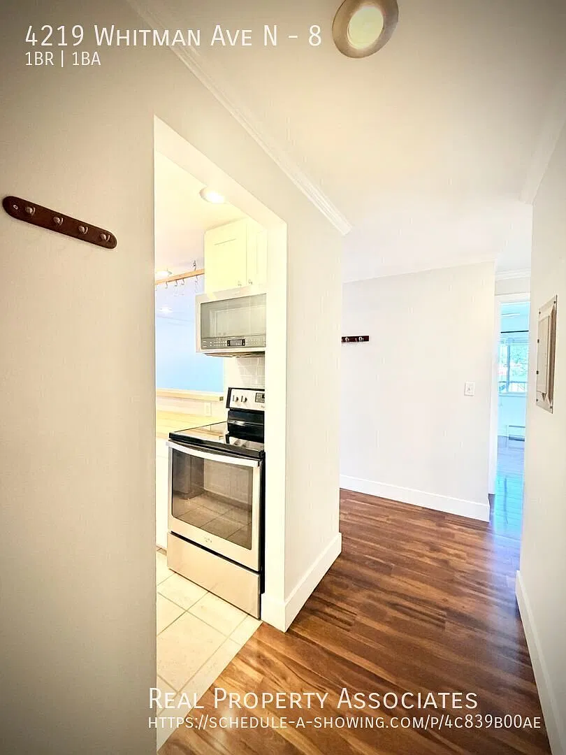 Updated Fremont 1-Bedroom Condo HUGE Balcony, Private Storage + Parking for Up to 2 Cars! — Photo 3