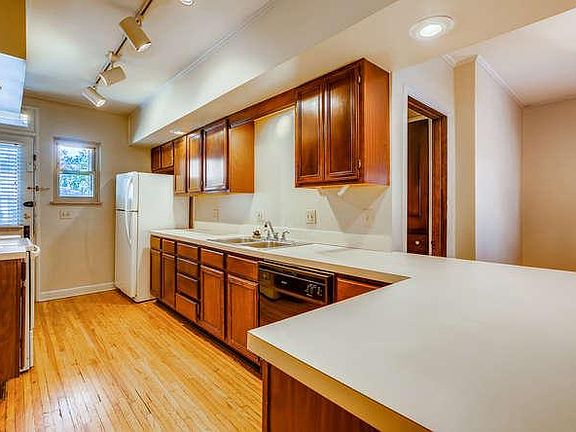 4th image of 1314 W 3rd Ave #A