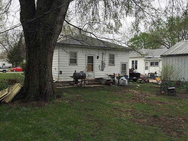 2nd image of 708 Arthur St