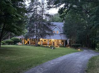 354 Stowers Creek Cir, Dawsonville, GA 30534