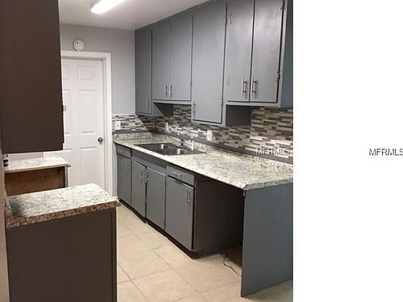 4th image of 1515 Crest Ave