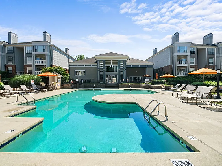 Concord Apartments — Photo 1