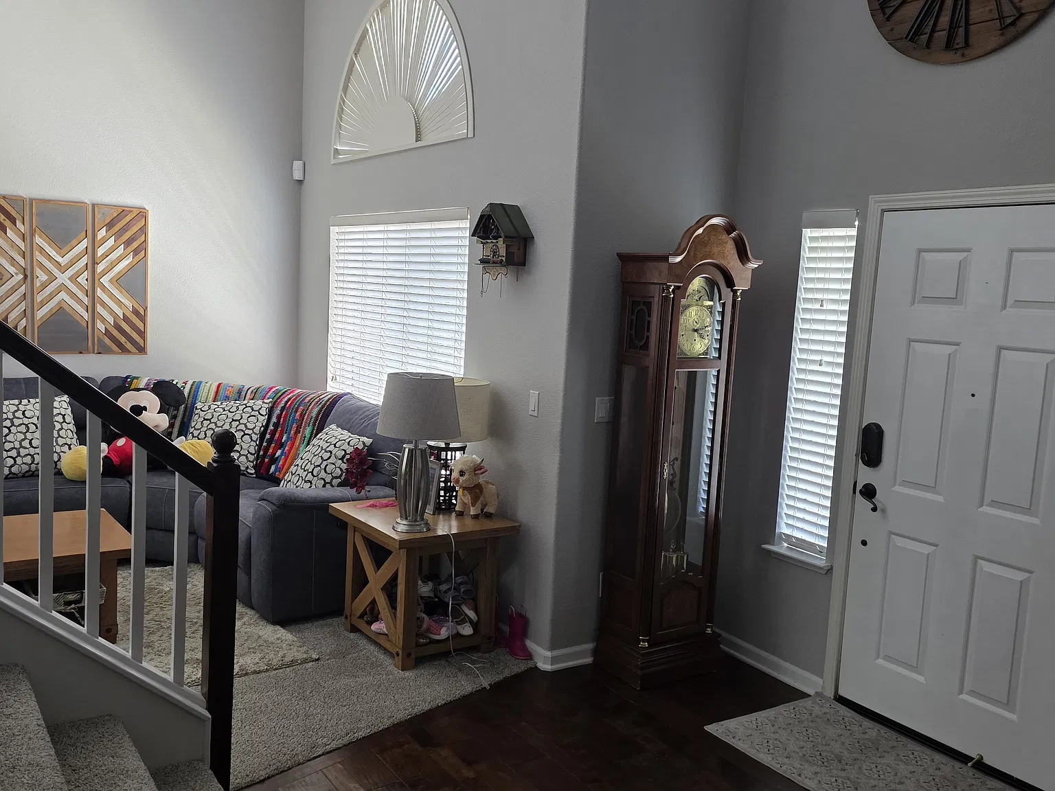 4 bed, 2.5 bath, 1938 sqft, $3,500 — Photo 4