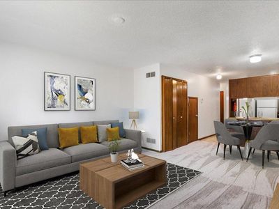 825 Woodgate Dr #203, Vadnais Heights, MN, 55127