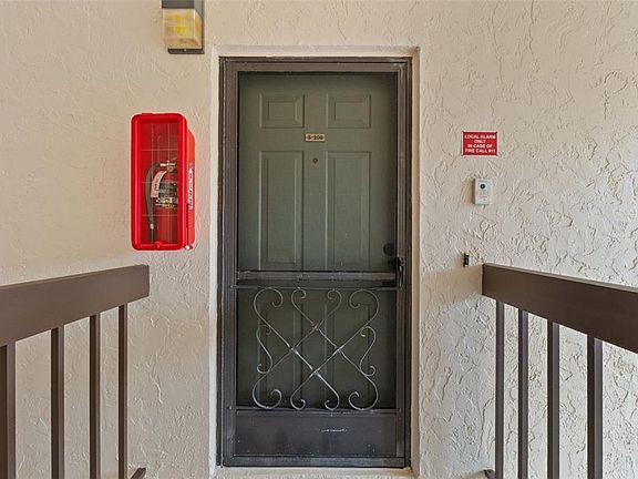 4th image of 19505 QUESADA AVENUE #S208