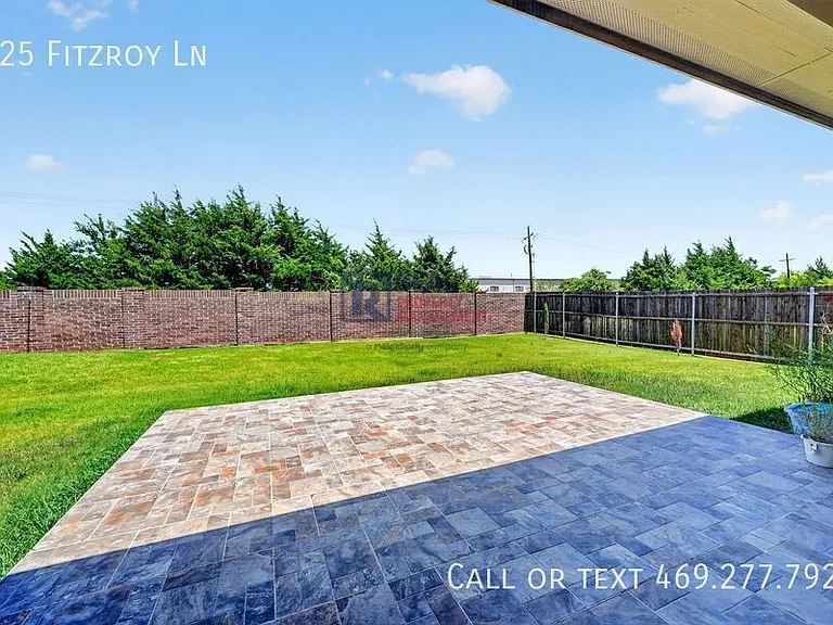 625 Fitzroy Ln — Photo 35
