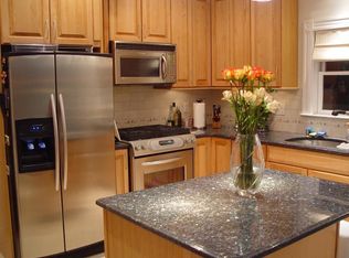 211 Lake View Ave, Cambridge, MA 02138