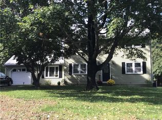 38 Caribou Dr, Norwich, CT 06360