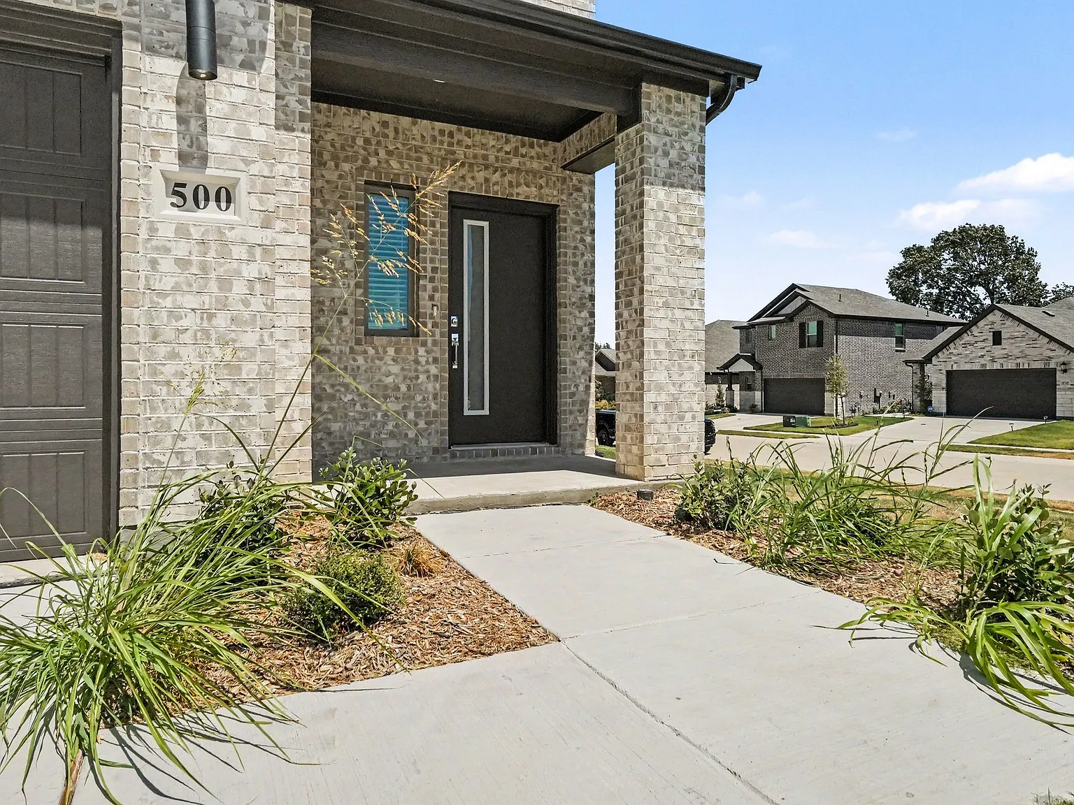 4 bed, 2068 sqft, $2,590 — Photo 4